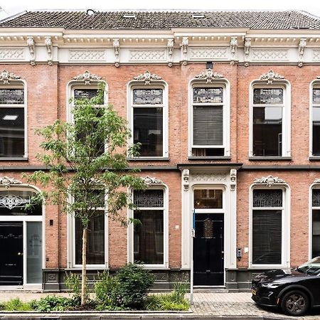 Xxl Loft With Bath Located Stadsvilla Tilburgo Exterior foto