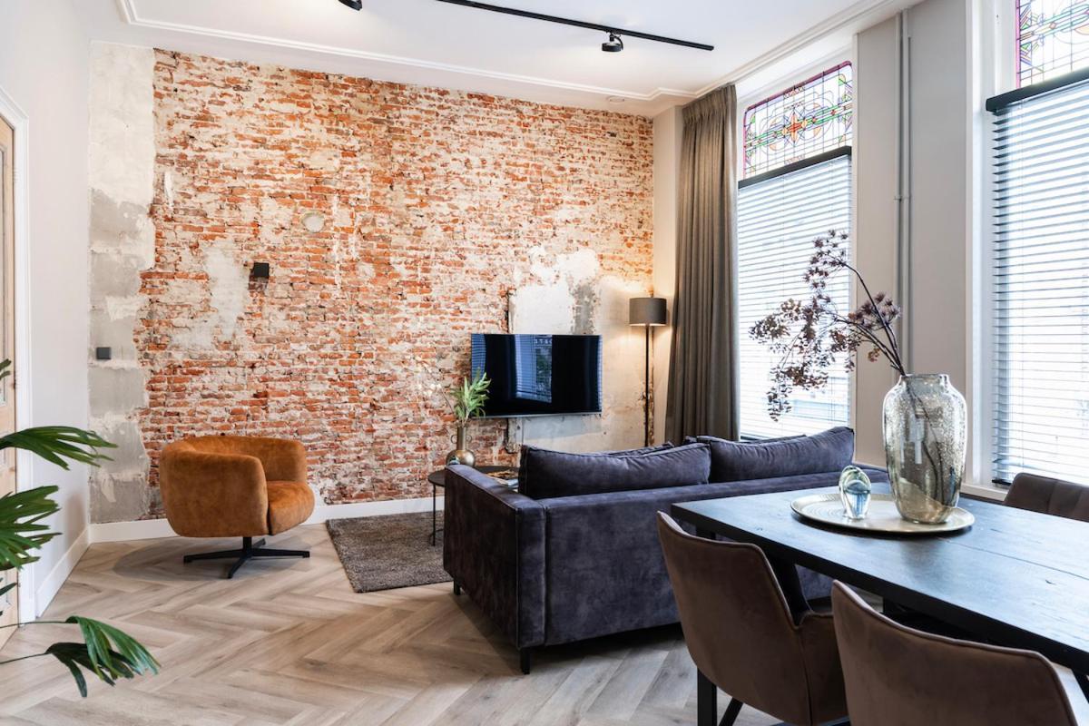 Xxl Loft With Bath Located Stadsvilla Tilburgo Exterior foto