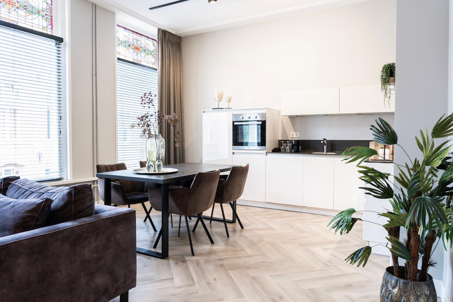 Xxl Loft With Bath Located Stadsvilla Tilburgo Exterior foto